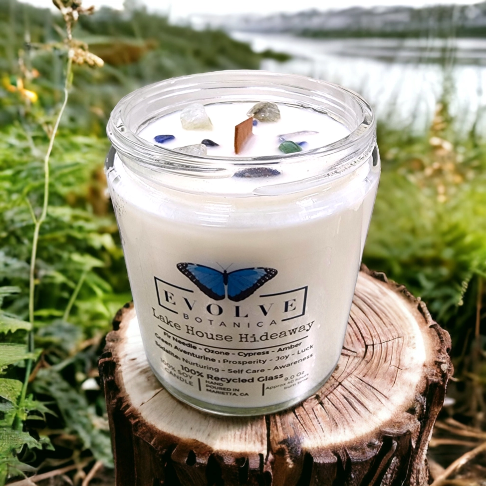 Wood Wick Crystal Soy Candle - Lake House Hideaway-3