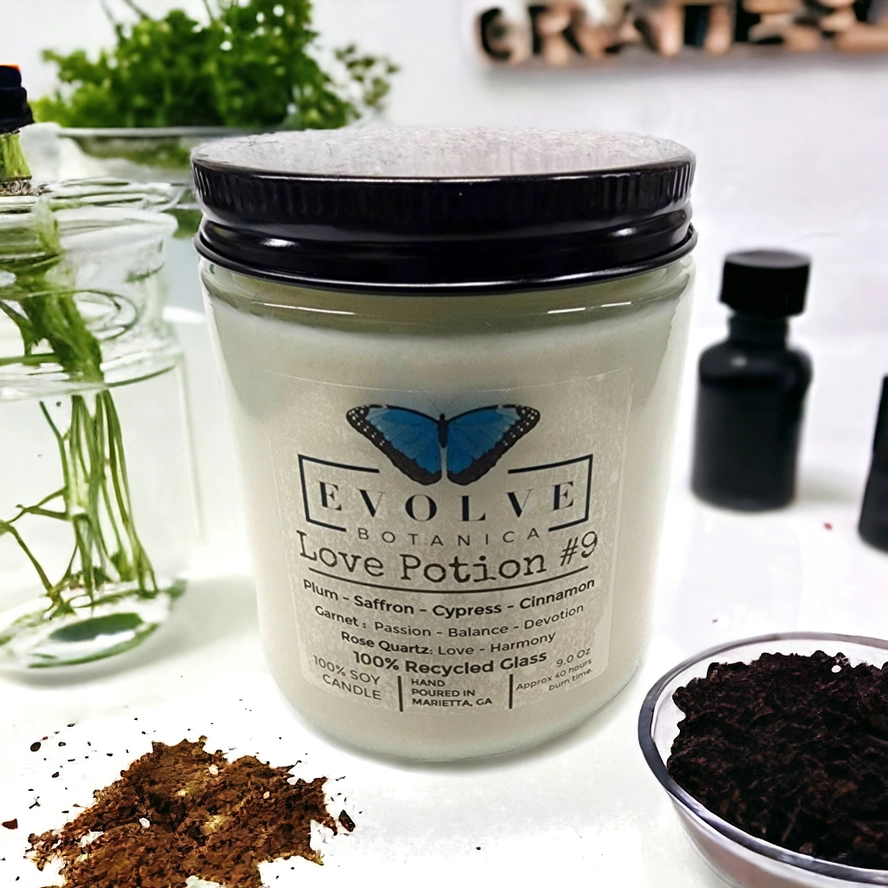 Wood Wick Crystal Soy Candle - Love Potion #9 (Rose Quartz & Garnet)-3