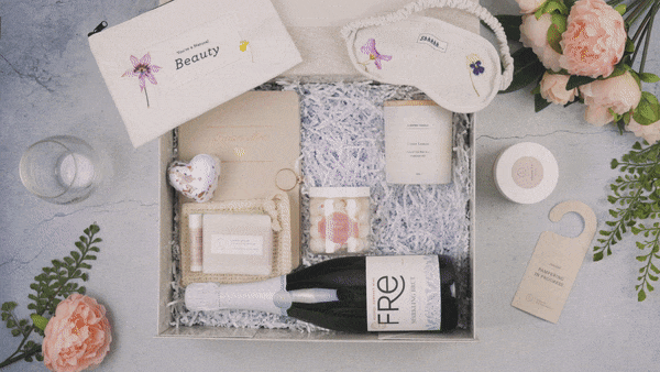 Bride to be gift box, Bridal shower gift basket-3