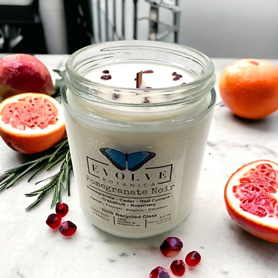 Wood Wick Crystal Soy Candle - Pomegranate Noir (Garnet)-0