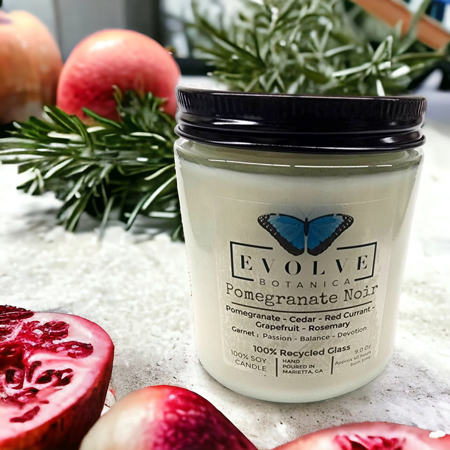 Wood Wick Crystal Soy Candle - Pomegranate Noir (Garnet)-1