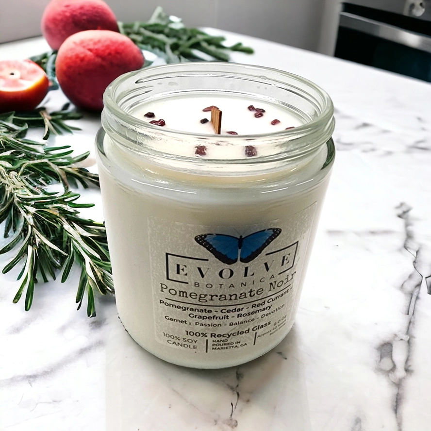 Wood Wick Crystal Soy Candle - Pomegranate Noir (Garnet)-4